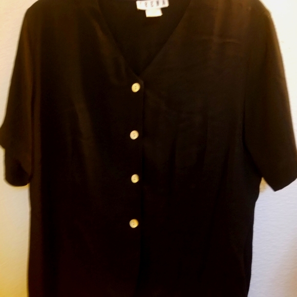 Top - Picture 2 of 4